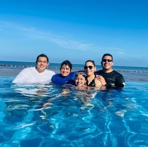 Meet your Posher, Karla